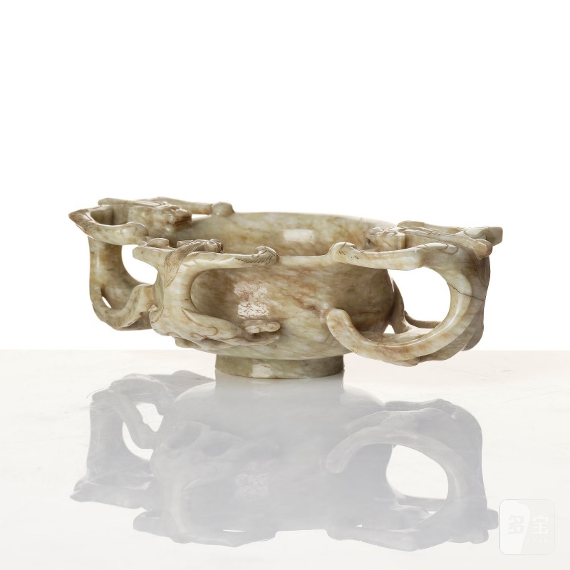 A large 'chicken-bone' jade chilong cup, - 图12